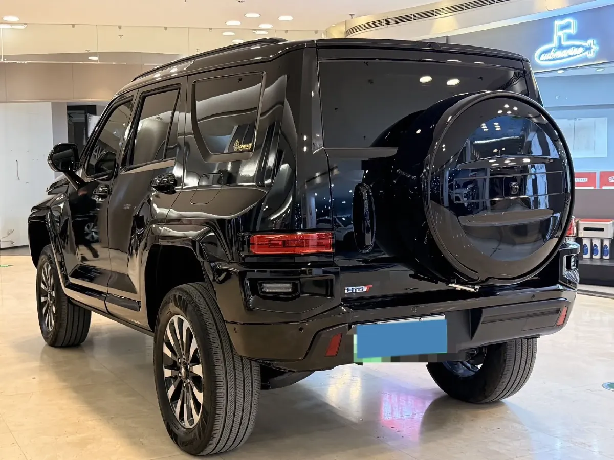 2024 Tank 700 3.0T 360HP V6 9AT PHEV 37.1KWH,autocango,china used car exporter,china ev exporter,chinese used car exporter,chinese used ev exporter