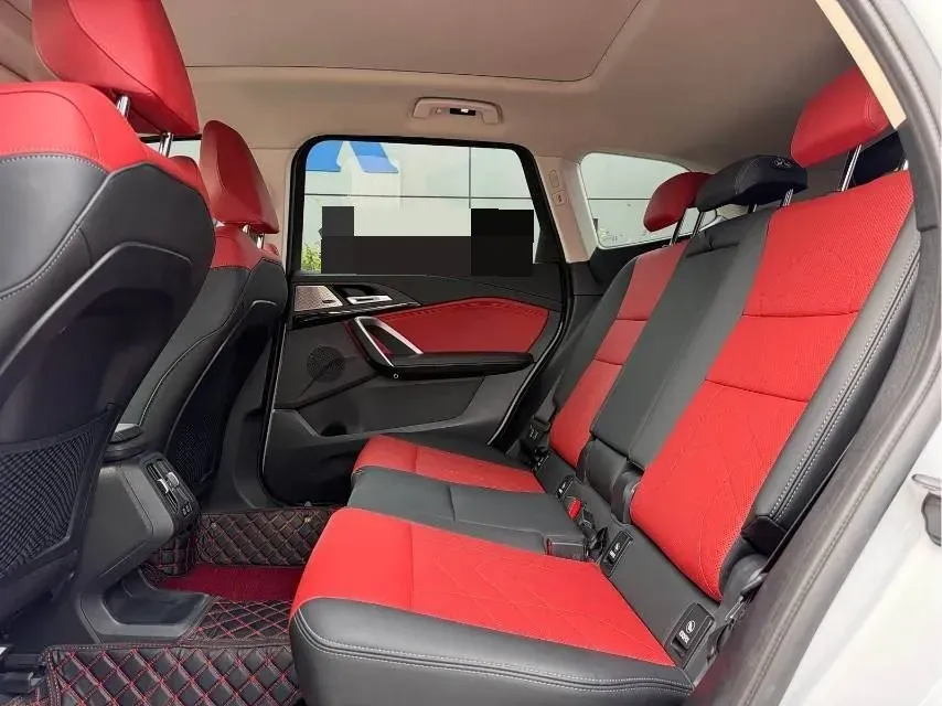 2024 BMW X1 2.0T 204HP L4 7DCT,autocango,china used car exporter,china ev exporter,chinese used car exporter,chinese used ev exporter