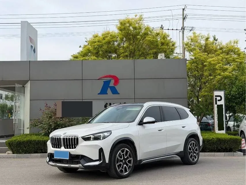 2024 BMW X1 2.0T 204HP L4 7DCT,autocango,china used car exporter,china ev exporter,chinese used car exporter,chinese used ev exporter