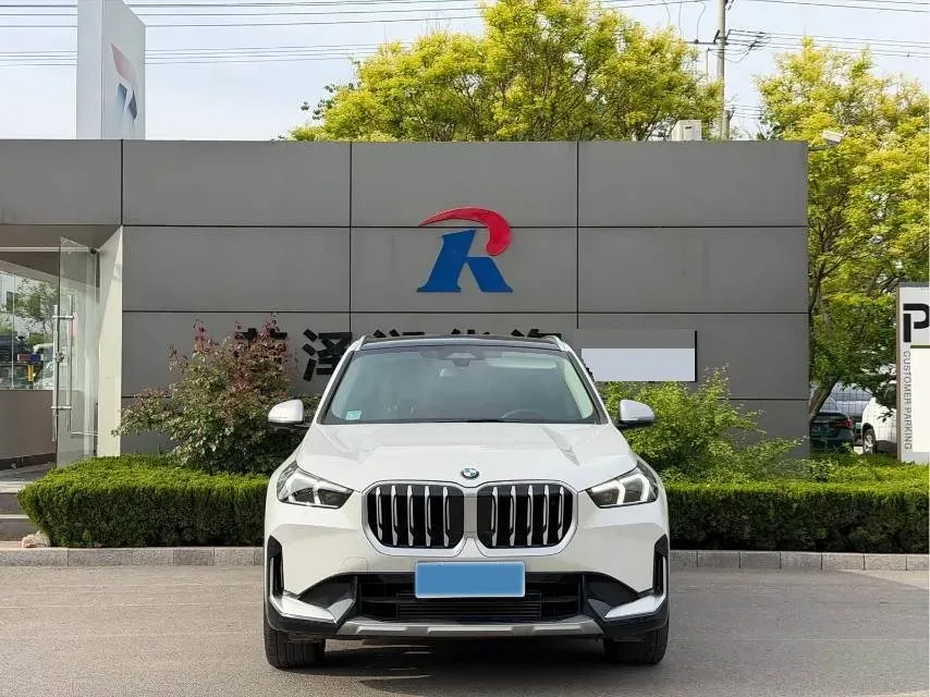 2024 BMW X1 2.0T 204HP L4 7DCT,autocango,china used car exporter,china ev exporter,chinese used car exporter,chinese used ev exporter