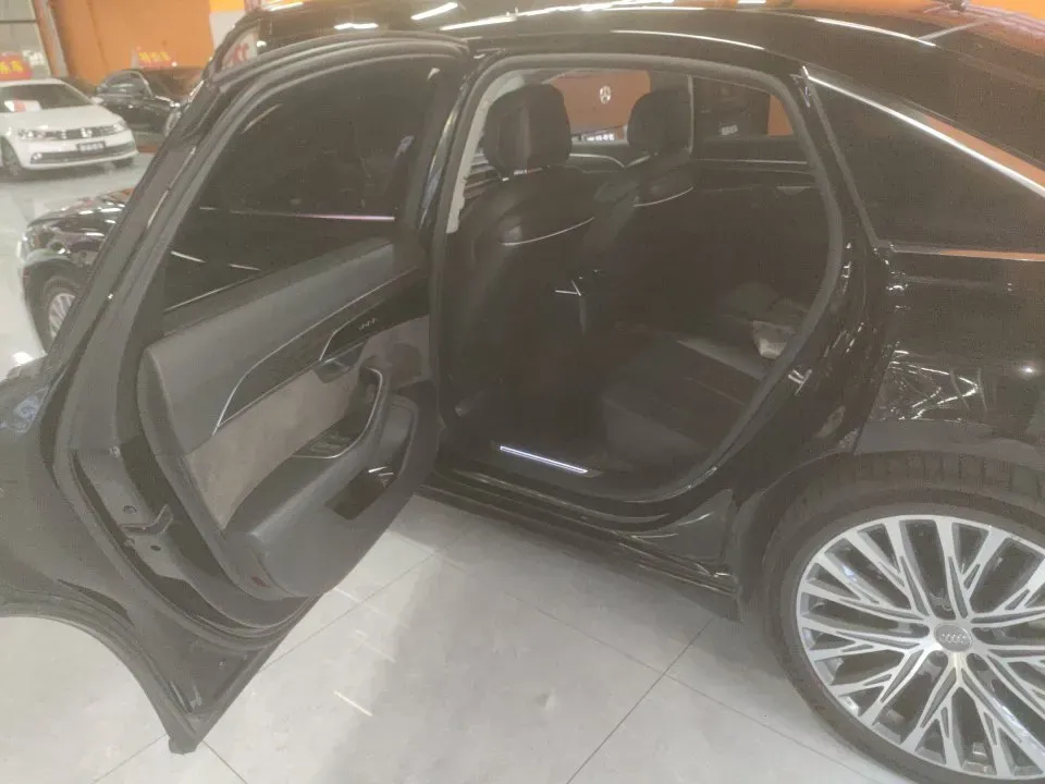 2019 Audi A8 3.0T 286HP V6 8AT,autocango,china used car exporter,china ev exporter,chinese used car exporter,chinese used ev exporter
