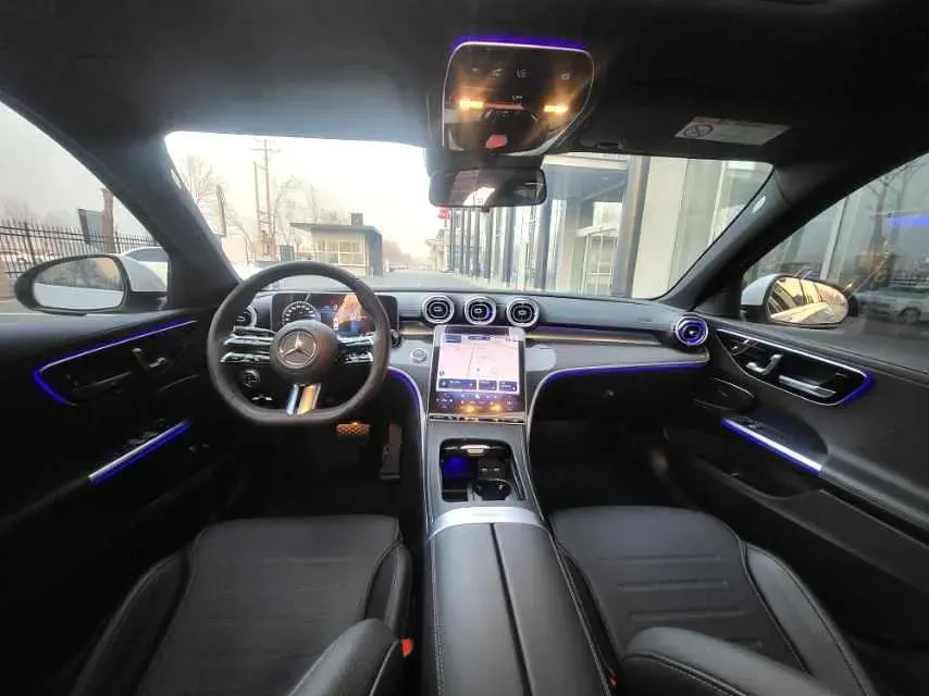 2024 Mercedes-Benz C Class 2.0T 204HP L4 9AT PHEV 25.4KWH,autocango,china used car exporter,china ev exporter,chinese used car exporter,chinese used ev exporter