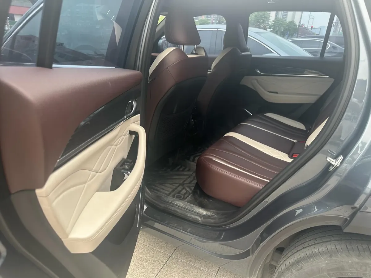 2021 Geely Monjaro 2.0T 218HP L4 7DCT,autocango,china used car exporter,china ev exporter,chinese used car exporter,chinese used ev exporter