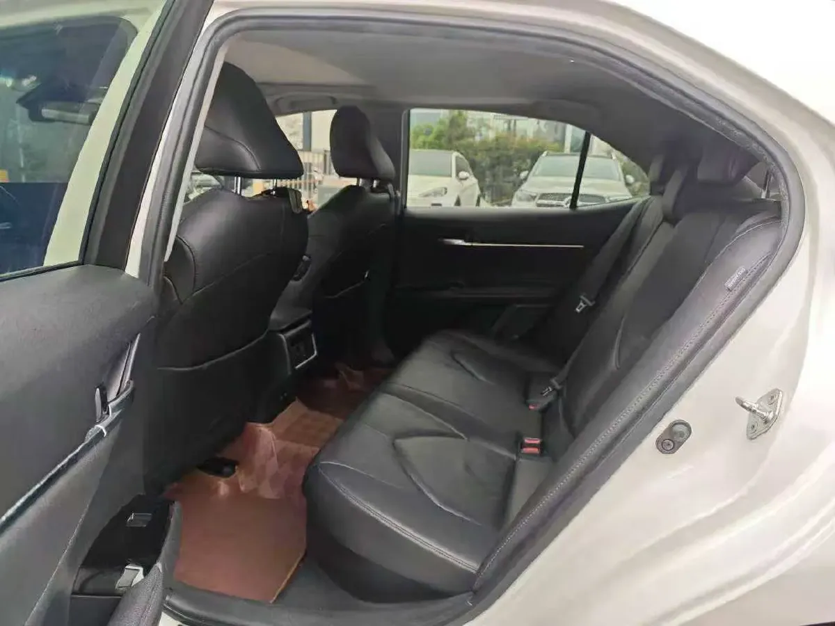 2021 Toyota Camry 2.5L 178HP L4 E-CVT Hybrid,autocango,china used car exporter,china ev exporter,chinese used car exporter,chinese used ev exporter