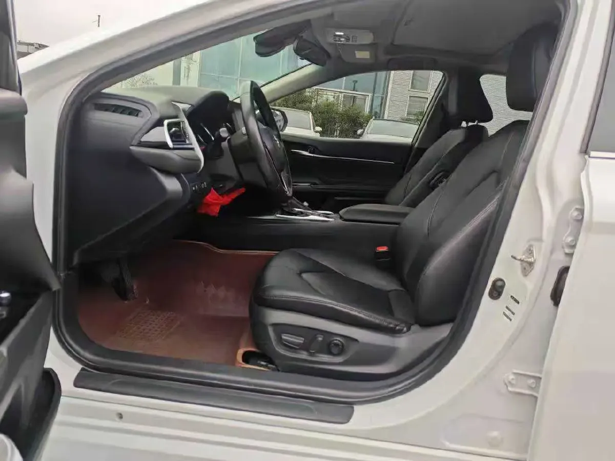 2021 Toyota Camry 2.5L 178HP L4 E-CVT Hybrid,autocango,china used car exporter,china ev exporter,chinese used car exporter,chinese used ev exporter