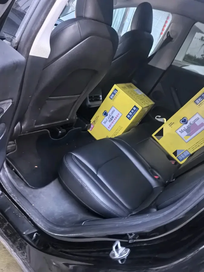 2022 Tesla Model Y BEV 60KWH,autocango,china used car exporter,china ev exporter,chinese used car exporter,chinese used ev exporter