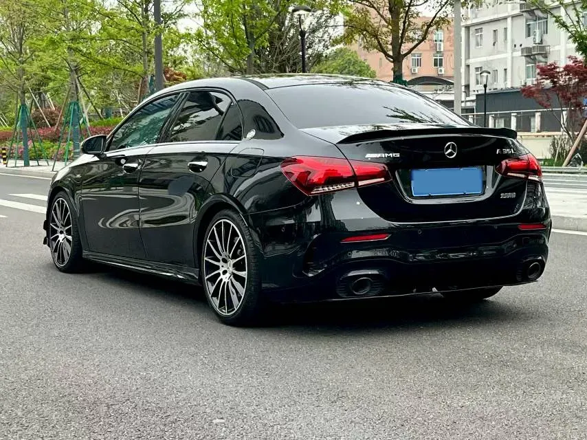 2022 Mercedes-Benz A AMG 2.0T 306HP L4 7DCT,autocango,china used car exporter,china ev exporter,chinese used car exporter,chinese used ev exporter