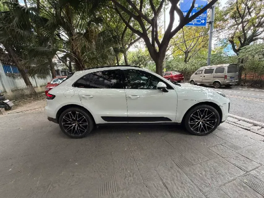 2020 Porsche Macan 2.0T 252HP L4 7DCT,autocango,china used car exporter,china ev exporter,chinese used car exporter,chinese used ev exporter