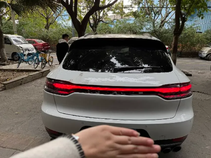 2020 Porsche Macan 2.0T 252HP L4 7DCT,autocango,china used car exporter,china ev exporter,chinese used car exporter,chinese used ev exporter