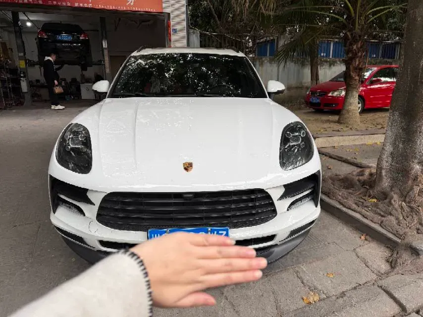 2020 Porsche Macan 2.0T 252HP L4 7DCT,autocango,china used car exporter,china ev exporter,chinese used car exporter,chinese used ev exporter