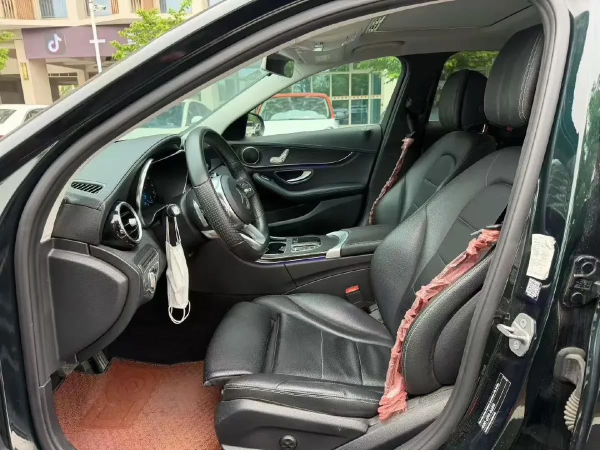 2020 Mercedes-Benz C Class 1.5T 156HP L4 9AT,autocango,china used car exporter,china ev exporter,chinese used car exporter,chinese used ev exporter