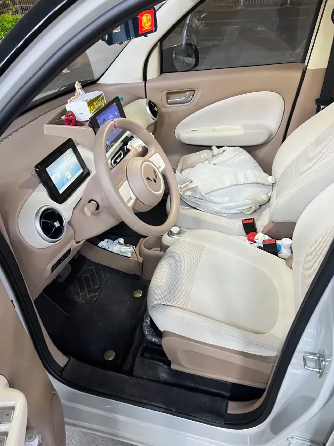 2025 WuLing HongGuang MINI EV BEV 16.2KWH,autocango,china used car exporter,china ev exporter,chinese used car exporter,chinese used ev exporter