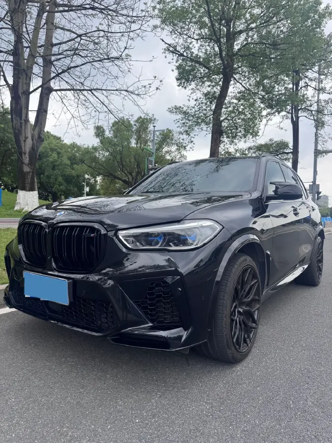 2022 BMW X5 M 4.4T 600HP V8 8AT,autocango,china used car exporter,china ev exporter,chinese used car exporter,chinese used ev exporter