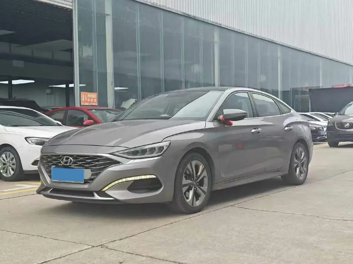 2019 Hyundai La Festa 1.6T 204HP L4 7DCT,autocango,china used car exporter,china ev exporter,chinese used car exporter,chinese used ev exporter