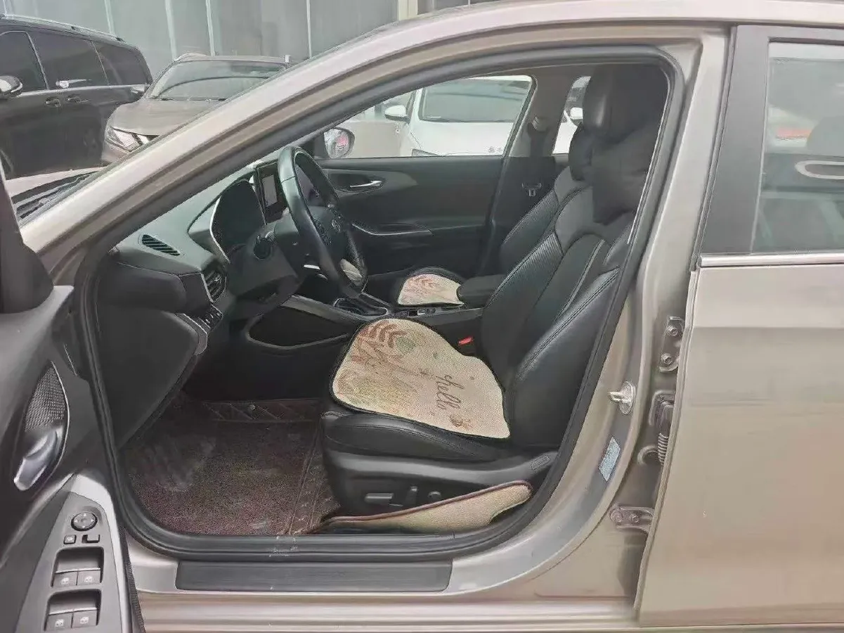 2019 Hyundai La Festa 1.6T 204HP L4 7DCT,autocango,china used car exporter,china ev exporter,chinese used car exporter,chinese used ev exporter