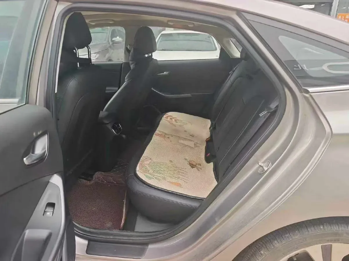 2019 Hyundai La Festa 1.6T 204HP L4 7DCT,autocango,china used car exporter,china ev exporter,chinese used car exporter,chinese used ev exporter