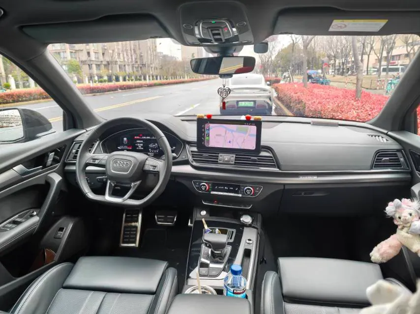 2024 Audi Q5L 2.0T 190HP L4 7DCT,autocango,china used car exporter,china ev exporter,chinese used car exporter,chinese used ev exporter