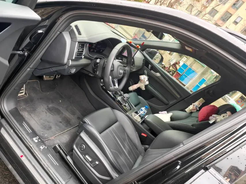 2024 Audi Q5L 2.0T 190HP L4 7DCT,autocango,china used car exporter,china ev exporter,chinese used car exporter,chinese used ev exporter