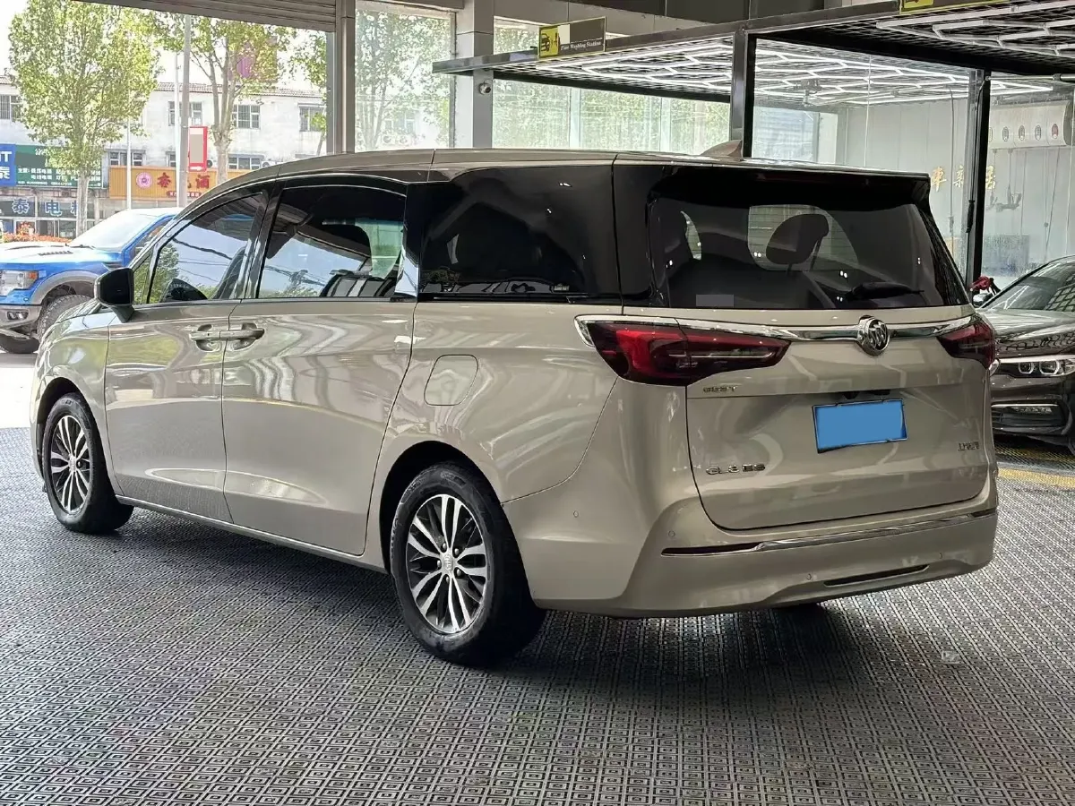 2021 Buick GL8 2.0T 237HP L4 9AT,autocango,china used car exporter,china ev exporter,chinese used car exporter,chinese used ev exporter