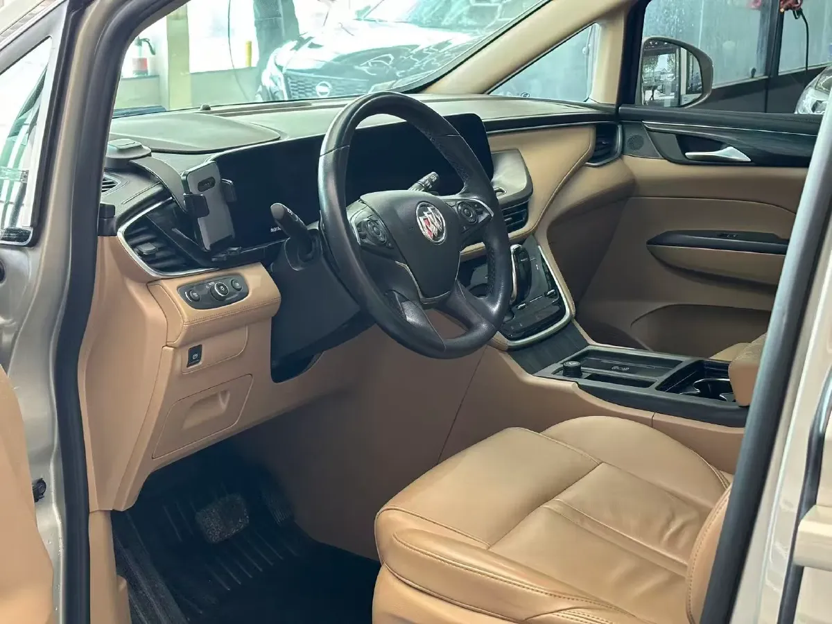 2021 Buick GL8 2.0T 237HP L4 9AT,autocango,china used car exporter,china ev exporter,chinese used car exporter,chinese used ev exporter