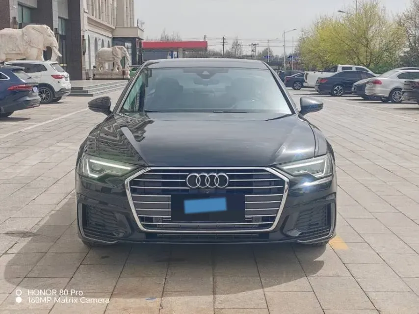 2021 Audi A6L 2.0T 224HP L4 7DCT,autocango,china used car exporter,china ev exporter,chinese used car exporter,chinese used ev exporter
