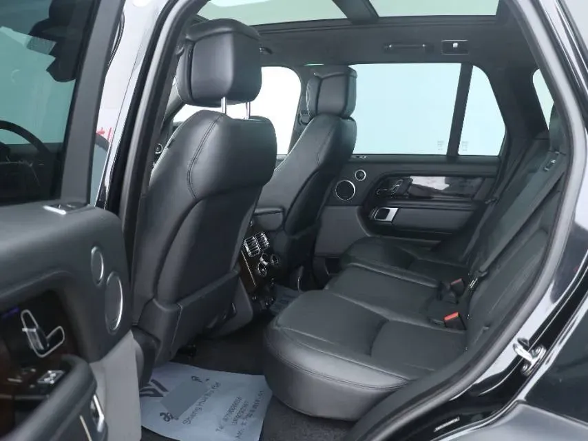 2018 Land Rover Range Rover Evoque 2.0T 241HP L4 9AT,autocango,china used car exporter,china ev exporter,chinese used car exporter,chinese used ev exporter