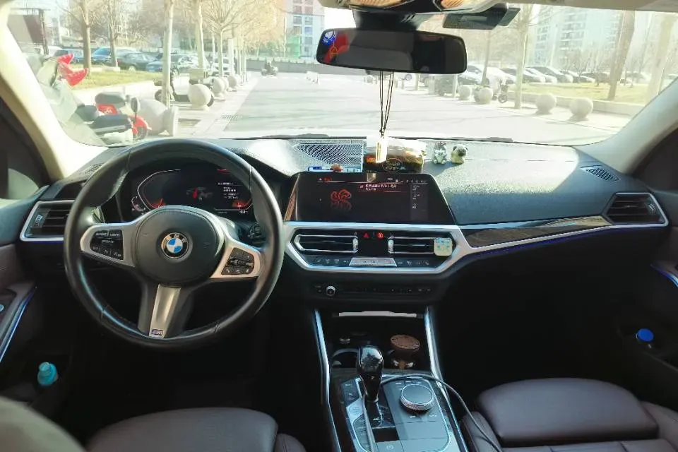2020 BMW 3 Series 2.0T 184HP L4 8AT,autocango,china used car exporter,china ev exporter,chinese used car exporter,chinese used ev exporter