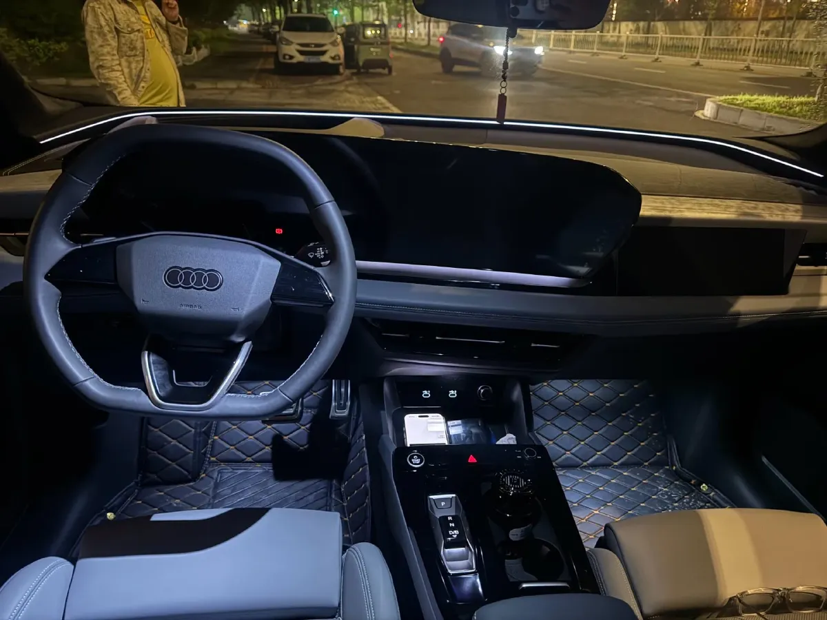 2026 Audi Q6L Sportback e-tron BEV,autocango,china used car exporter,china ev exporter,chinese used car exporter,chinese used ev exporter