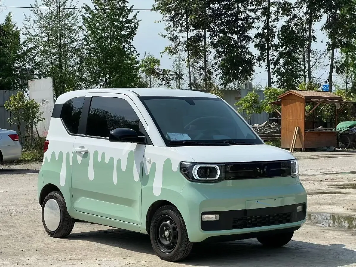 2021 WuLing HongGuang MINI EV BEV 13.9KWH,autocango,china used car exporter,china ev exporter,chinese used car exporter,chinese used ev exporter