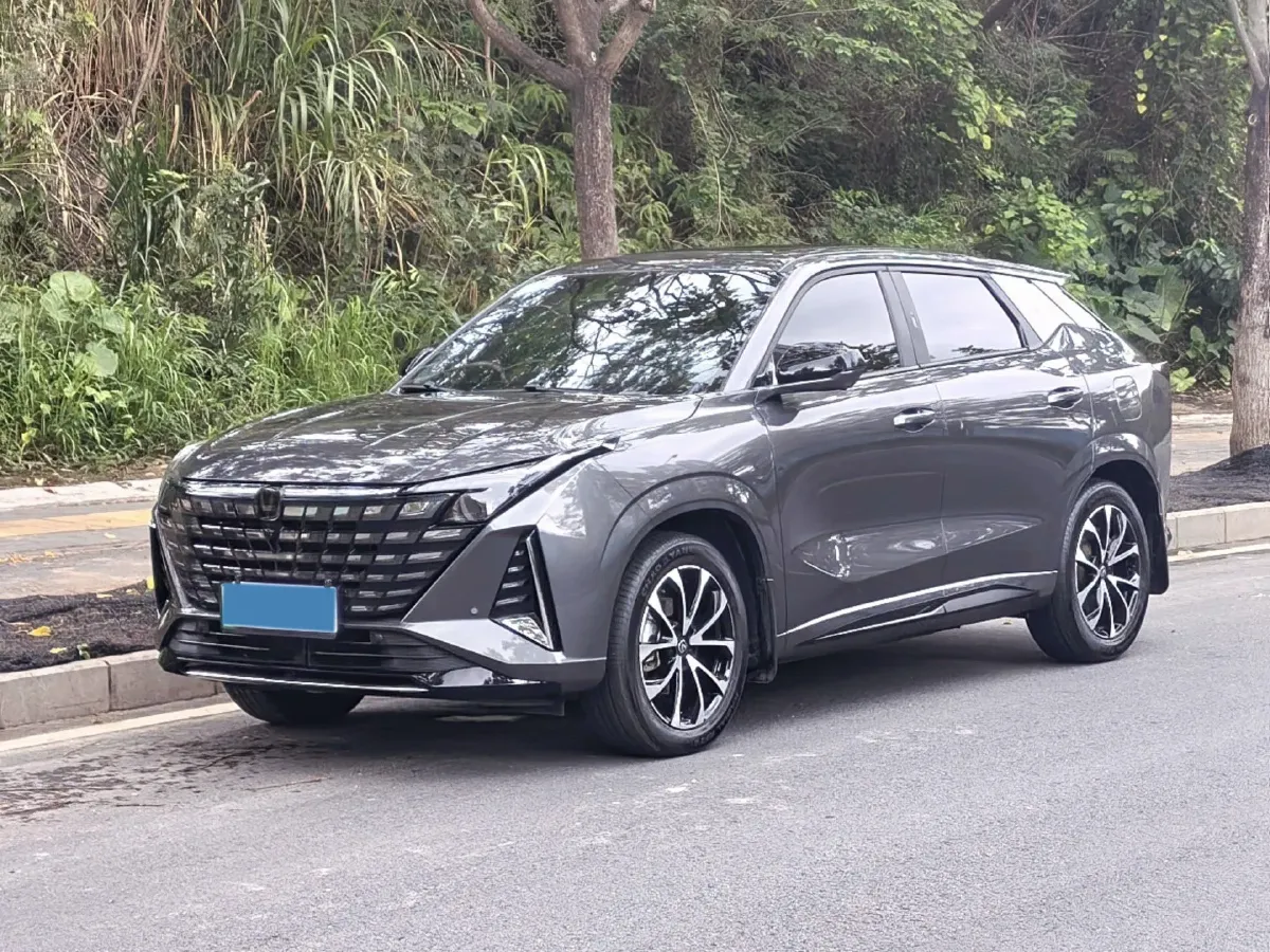 2024 ChangAn UNI-Z 1.5L 98HP L4 E-CVT PHEV 18.4KWH,autocango,china used car exporter,china ev exporter,chinese used car exporter,chinese used ev exporter