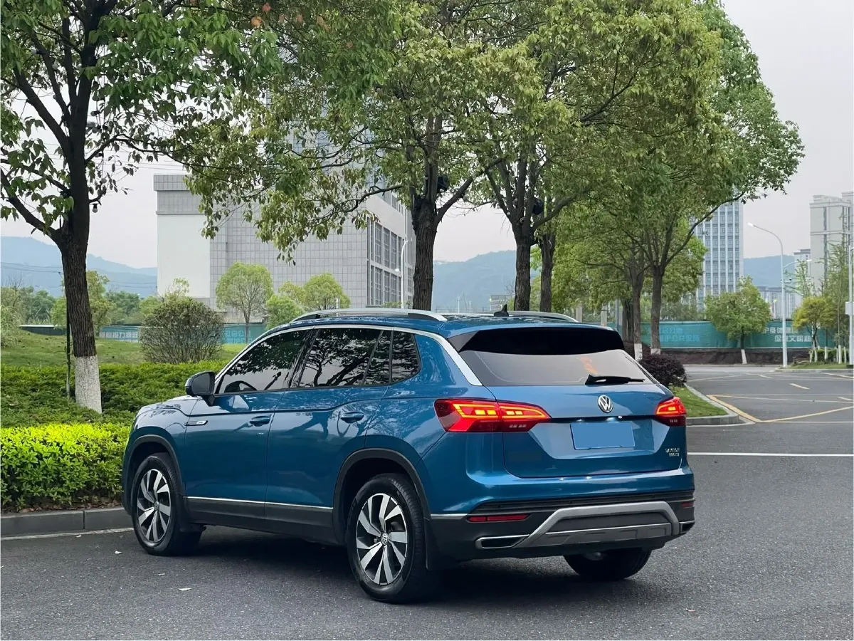 2020 Volkswagen Tayron 2.0T 186HP L4 7DCT,autocango,china used car exporter,china ev exporter,chinese used car exporter,chinese used ev exporter