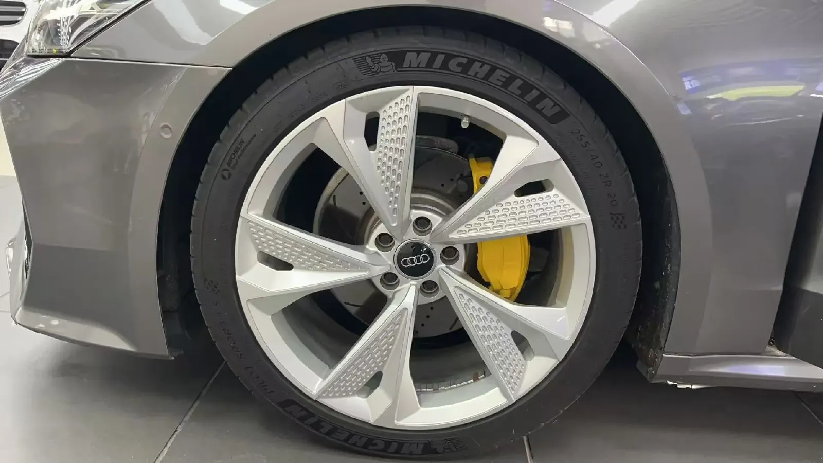 2020 Audi A7 2.0T 245HP L4 7DCT,autocango,china used car exporter,china ev exporter,chinese used car exporter,chinese used ev exporter