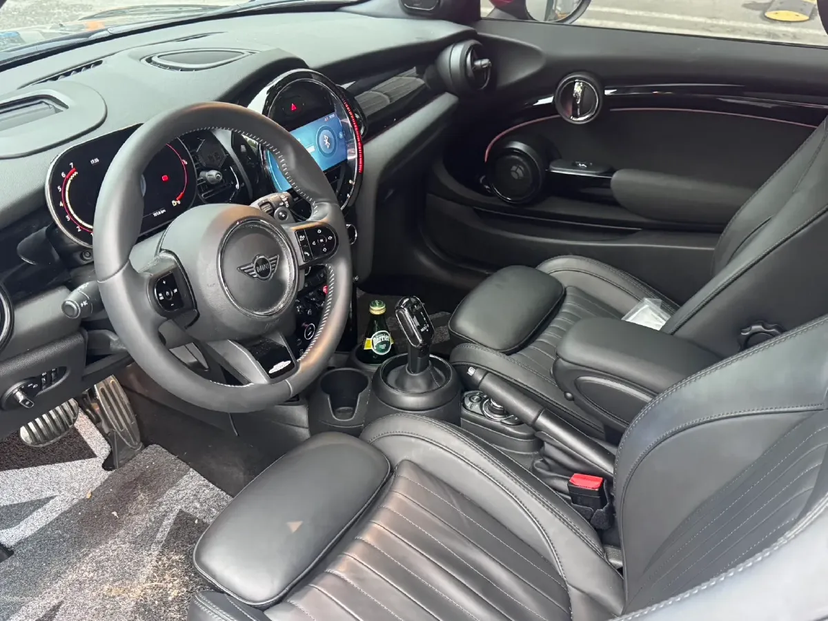 2023 MINI JCW 2.0T 231HP L4 8AT,autocango,china used car exporter,china ev exporter,chinese used car exporter,chinese used ev exporter