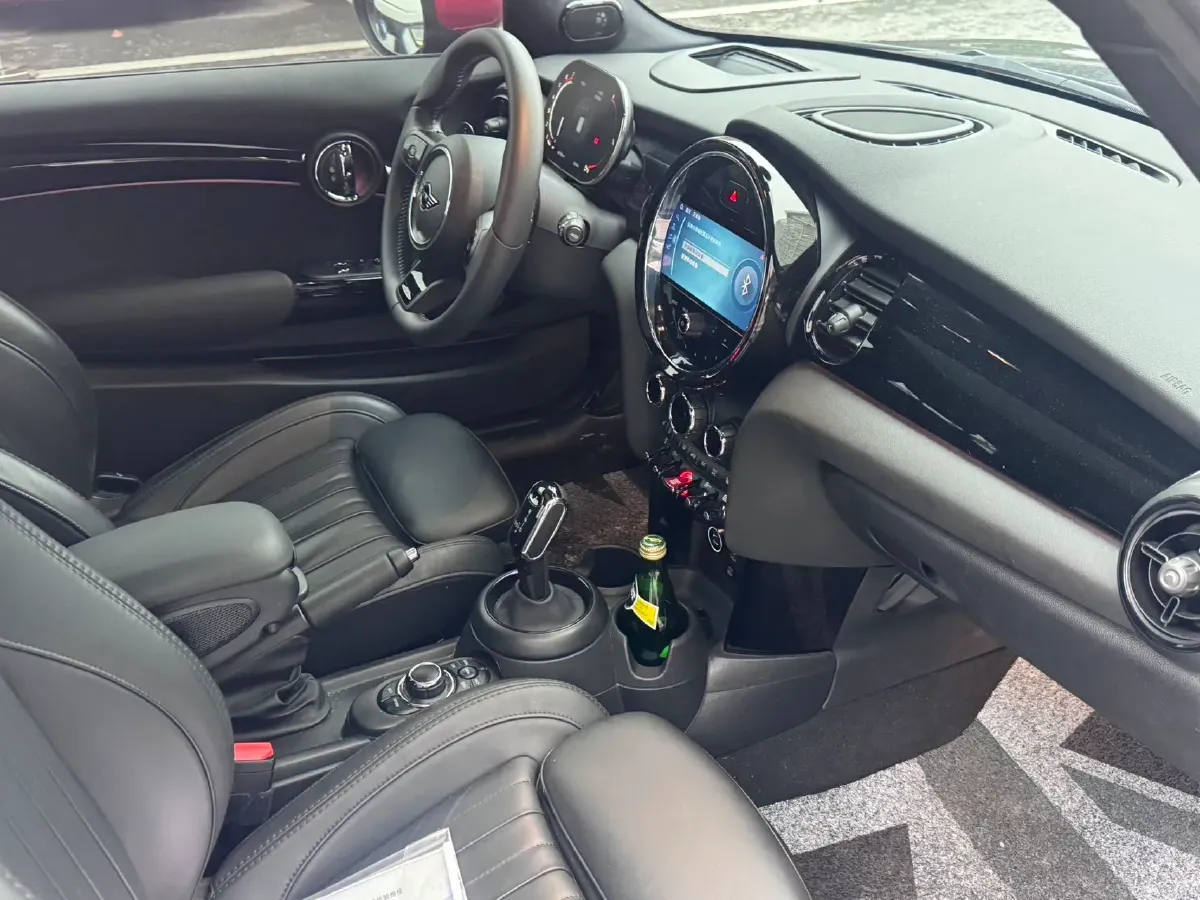 2023 MINI JCW 2.0T 231HP L4 8AT,autocango,china used car exporter,china ev exporter,chinese used car exporter,chinese used ev exporter