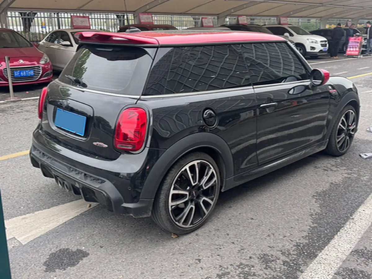 2023 MINI JCW 2.0T 231HP L4 8AT,autocango,china used car exporter,china ev exporter,chinese used car exporter,chinese used ev exporter