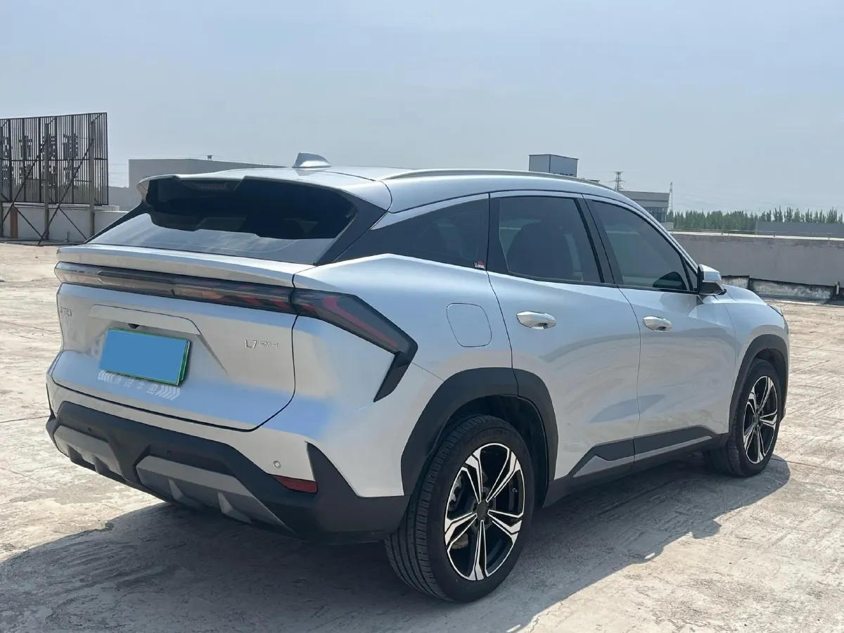2025 Geely Galaxy L7 1.5L 112HP L4 1DHT PHEV 18.4KWH,autocango,china used car exporter,china ev exporter,chinese used car exporter,chinese used ev exporter