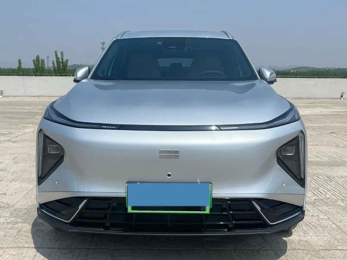 2025 Geely Galaxy L7 1.5L 112HP L4 1DHT PHEV 18.4KWH,autocango,china used car exporter,china ev exporter,chinese used car exporter,chinese used ev exporter