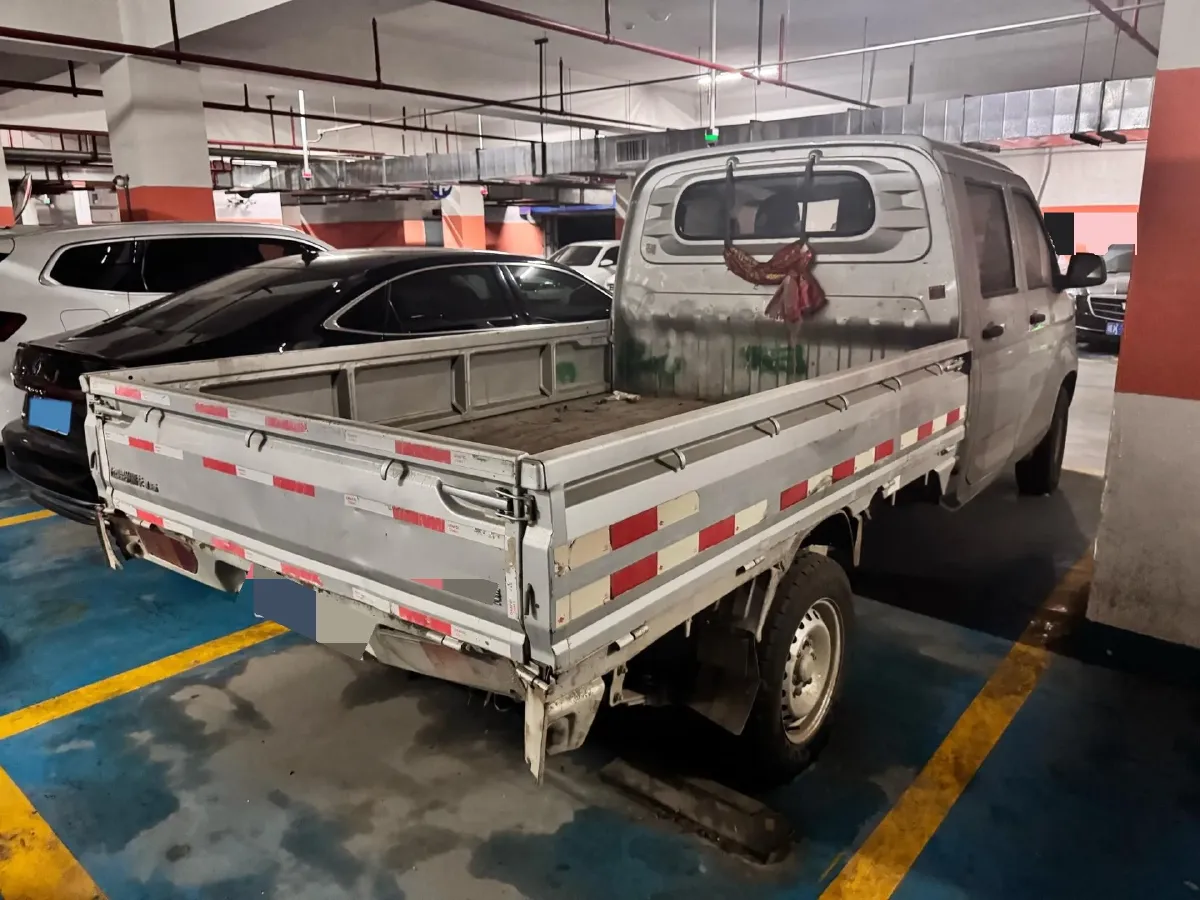 2019 WuLing RongGuang New Truck 1.5L 107HP L4 5MT,autocango,china used car exporter,china ev exporter,chinese used car exporter,chinese used ev exporter