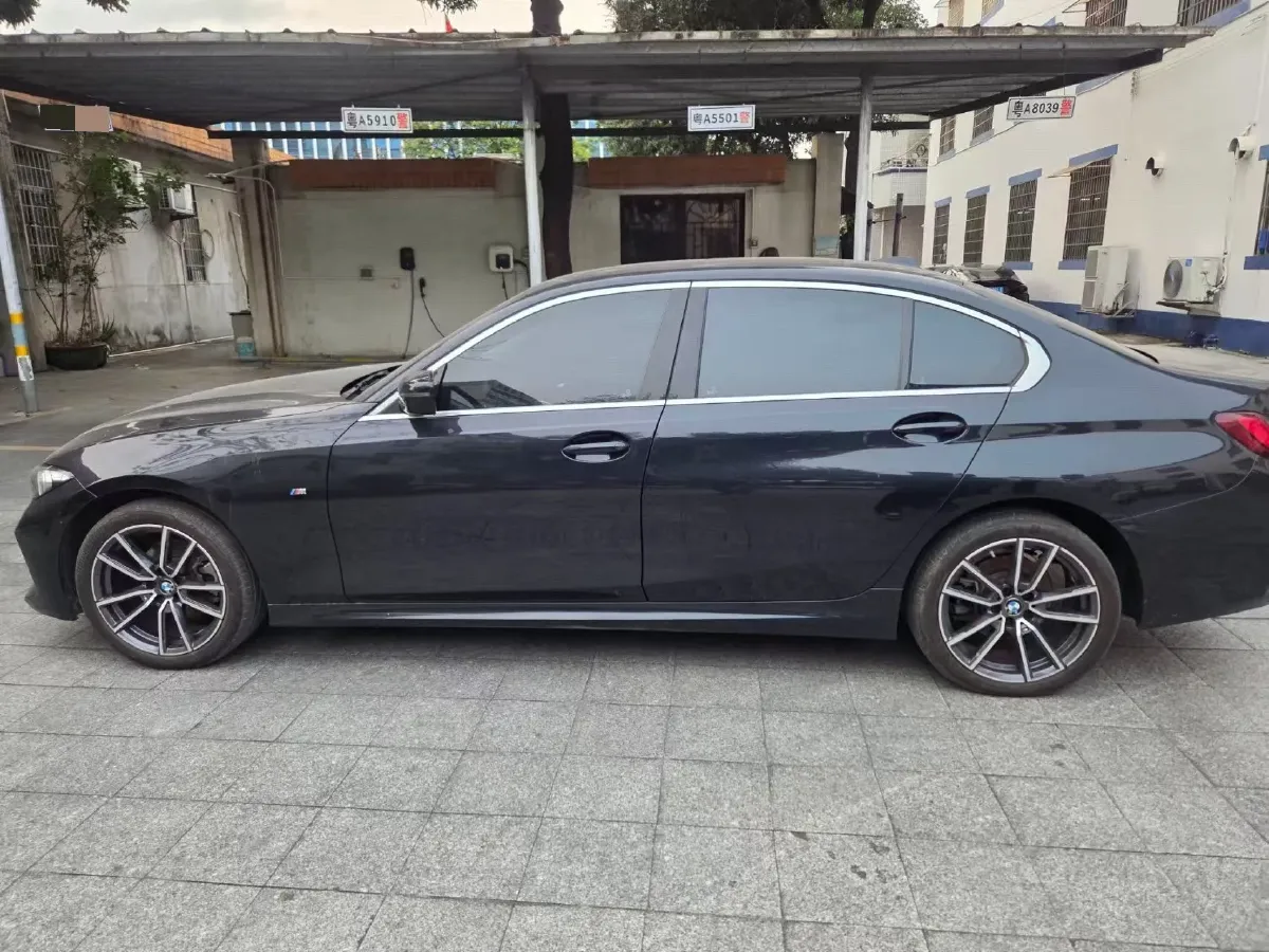 2023 BMW 3 Series 2.0T 156HP L4 8AT,autocango,china used car exporter,china ev exporter,chinese used car exporter,chinese used ev exporter