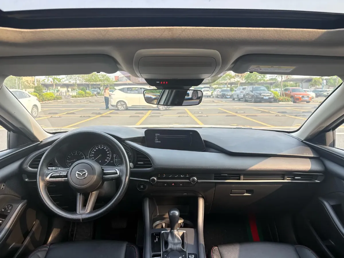 2020 Mazda 3 Axela 1.5L 117HP L4 6AT,autocango,china used car exporter,china ev exporter,chinese used car exporter,chinese used ev exporter