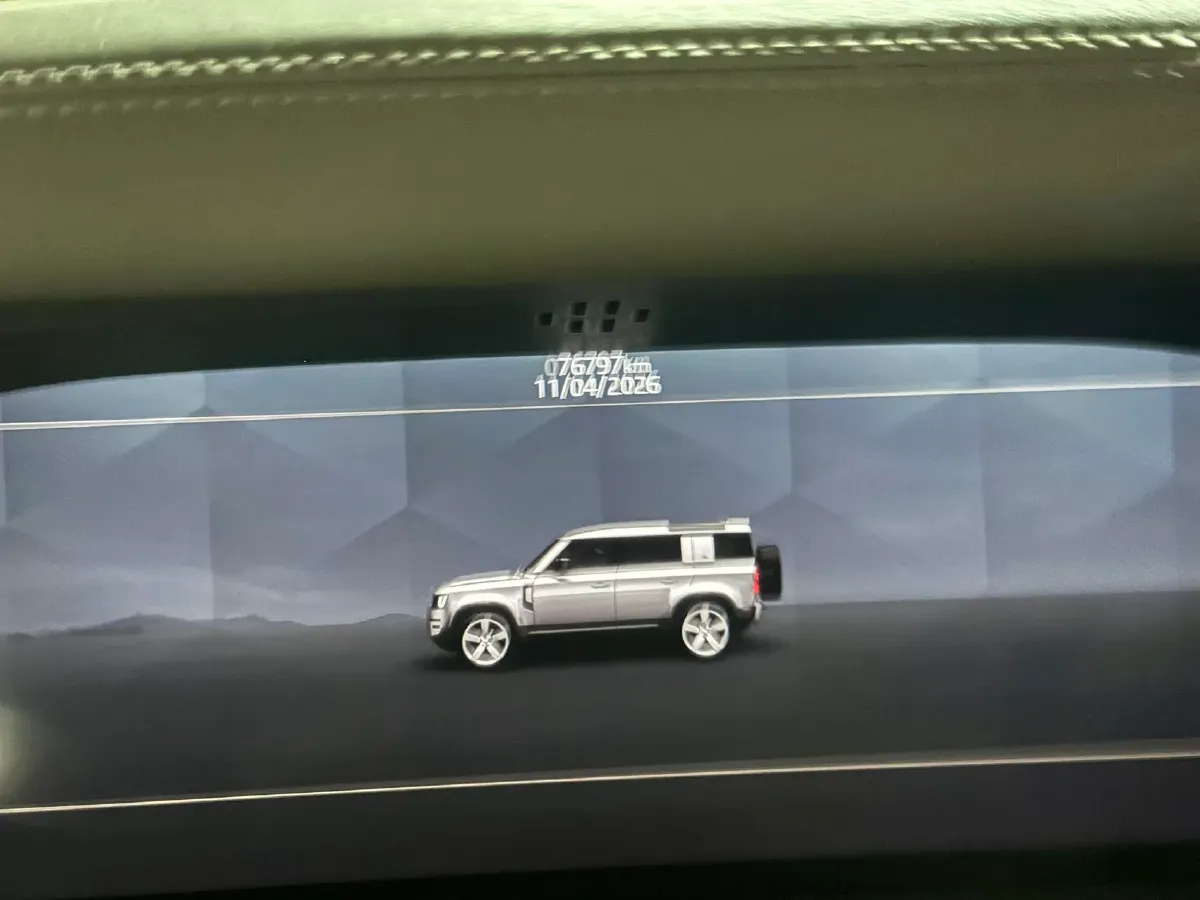 2020 Land Rover Defender 3.0T 400HP L6 8AT,autocango,china used car exporter,china ev exporter,chinese used car exporter,chinese used ev exporter