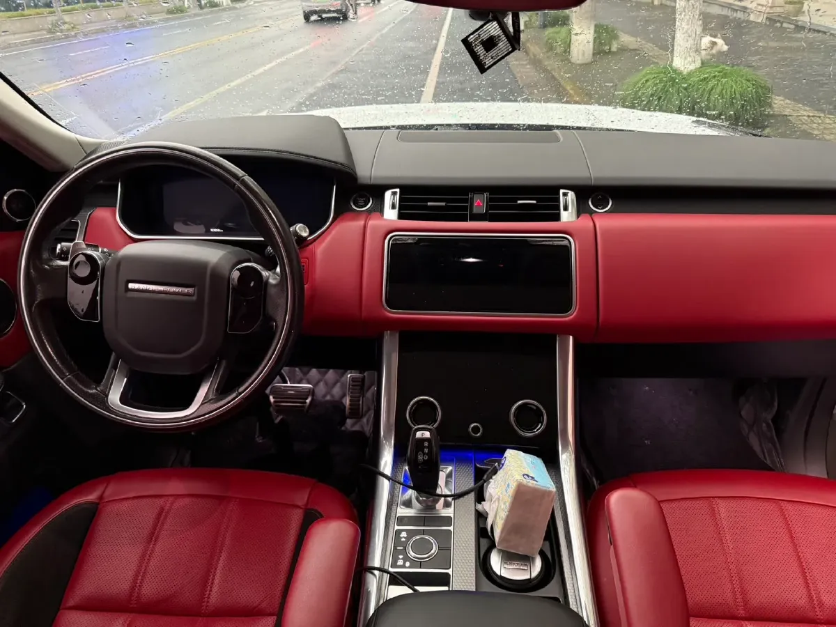 2021 Land Rover Range Rover Sport 3.0T 360HP L6 8AT,autocango,china used car exporter,china ev exporter,chinese used car exporter,chinese used ev exporter
