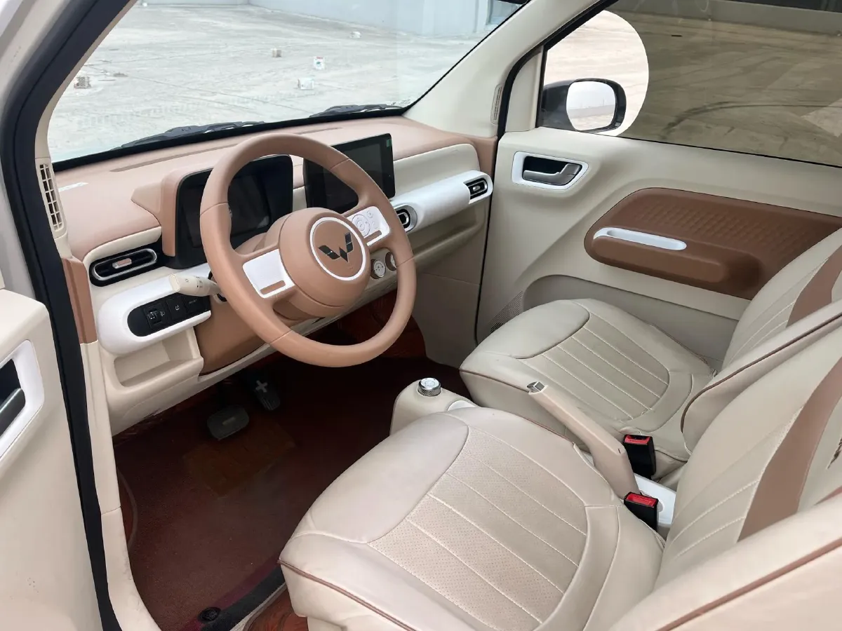 2024 WuLing HongGuang MINI EV BEV 13.4KWH,autocango,china used car exporter,china ev exporter,chinese used car exporter,chinese used ev exporter