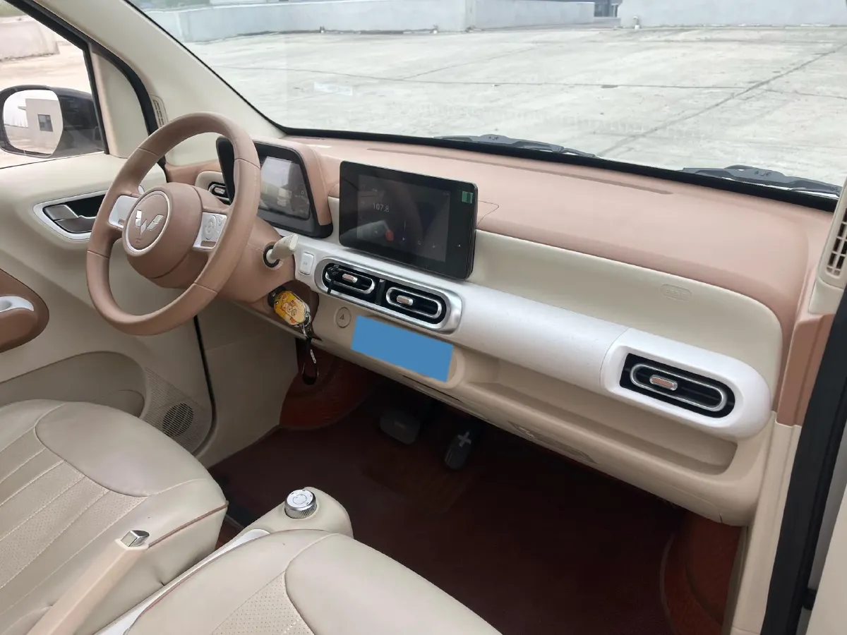 2024 WuLing HongGuang MINI EV BEV 13.4KWH,autocango,china used car exporter,china ev exporter,chinese used car exporter,chinese used ev exporter