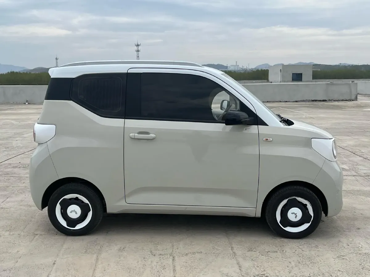 2024 WuLing HongGuang MINI EV BEV 13.4KWH,autocango,china used car exporter,china ev exporter,chinese used car exporter,chinese used ev exporter