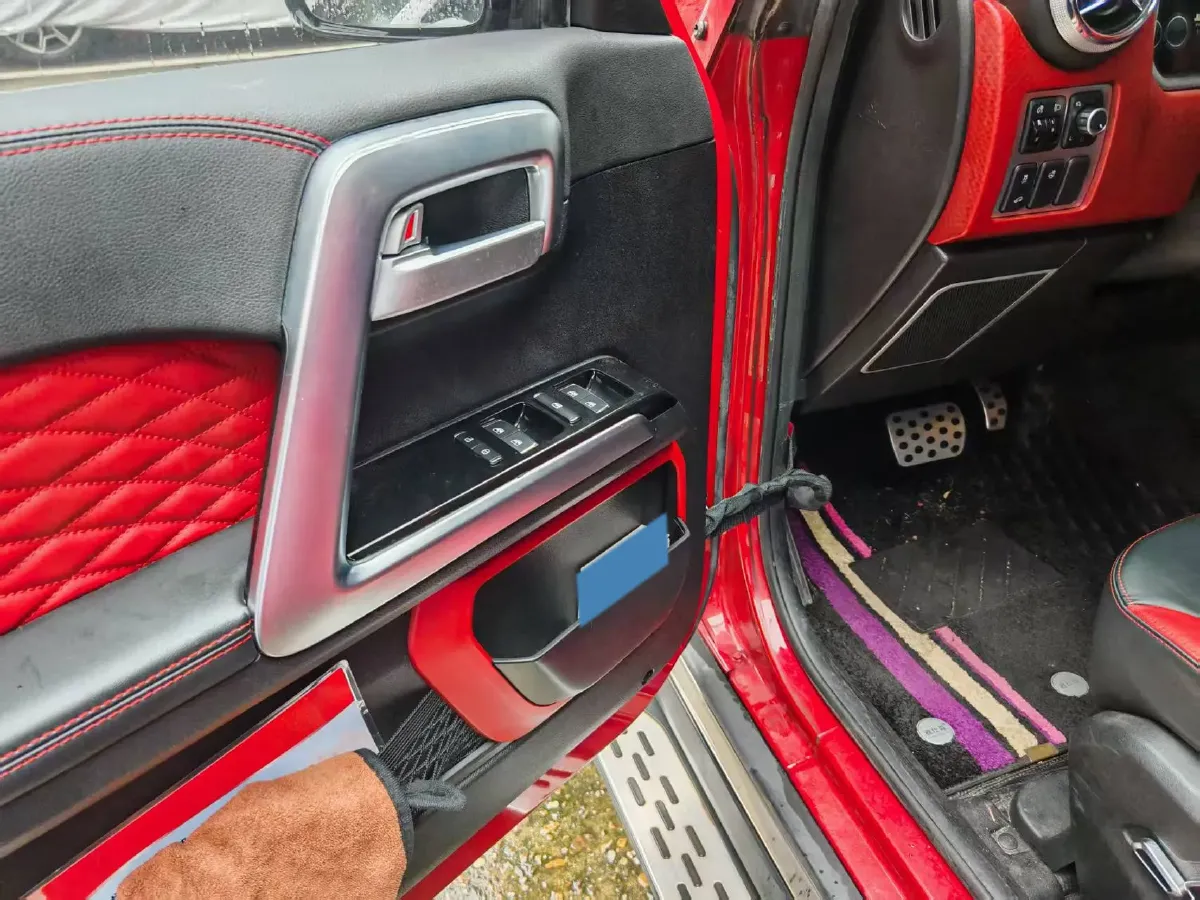 2019 Beijing BJ40 2.0T 218HP L4 6AT,autocango,china used car exporter,china ev exporter,chinese used car exporter,chinese used ev exporter