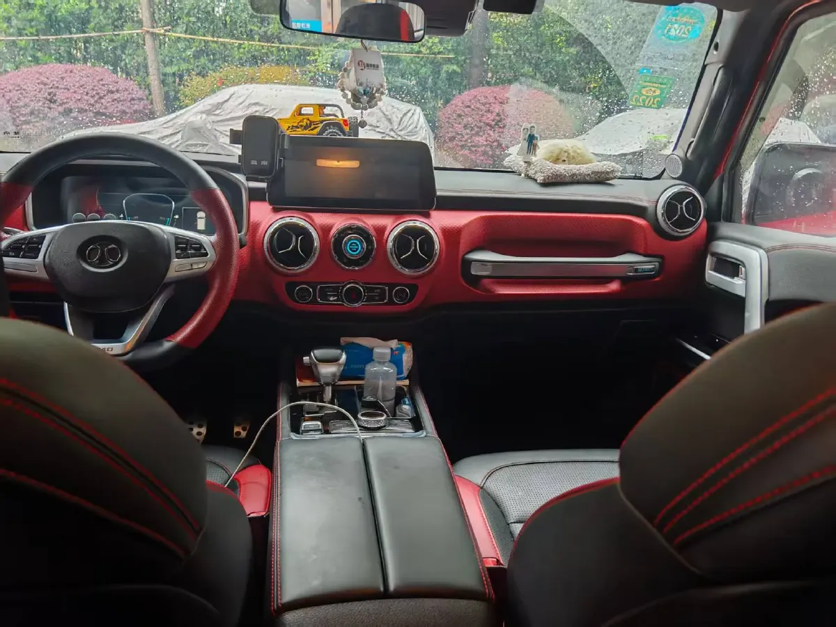 2019 Beijing BJ40 2.0T 218HP L4 6AT,autocango,china used car exporter,china ev exporter,chinese used car exporter,chinese used ev exporter