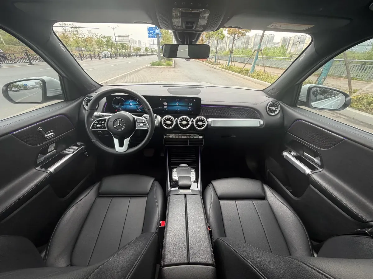 2021 Mercedes-Benz GLB Class 1.3T 163HP L4 7DCT,autocango,china used car exporter,china ev exporter,chinese used car exporter,chinese used ev exporter