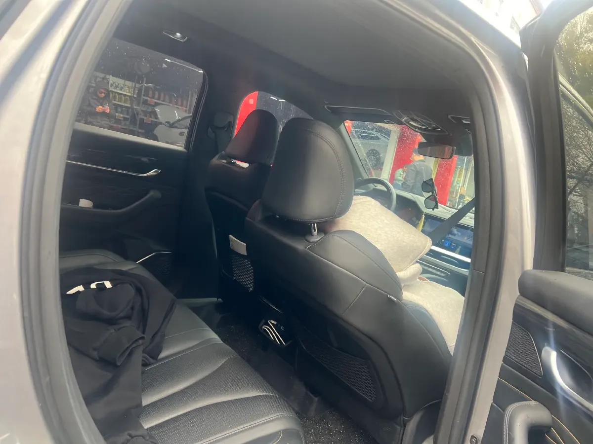 2024 Geely Monjaro 2.0T 218HP L4 7DCT,autocango,china used car exporter,china ev exporter,chinese used car exporter,chinese used ev exporter