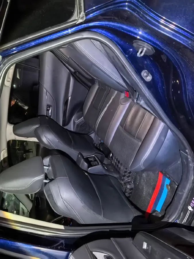 2023 Toyota Harrier 2.5L 178HP L4 E-CVT Hybrid,autocango,china used car exporter,china ev exporter,chinese used car exporter,chinese used ev exporter